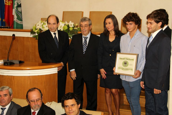Equipa de Iniciados e Juvenis do Núcleo Sportinguista de Rio Maior - Diploma de Mérito Desportivo