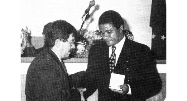 Eusébio da Silva Ferreira - Medalha do Concelho
